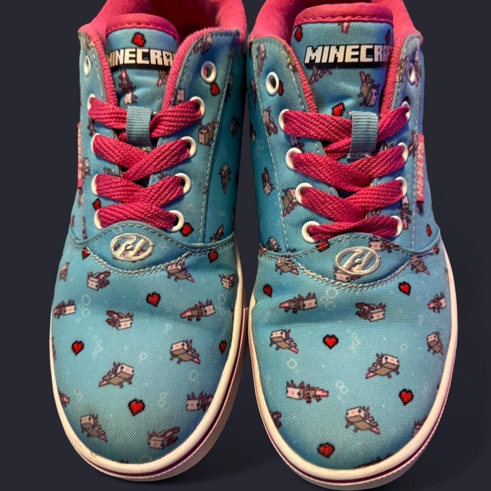 Minecraft Heelys size 6